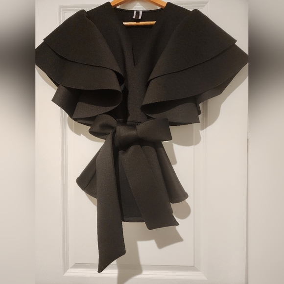 Black Peplum Top - EXCELLENT condition - Picture 9 of 10